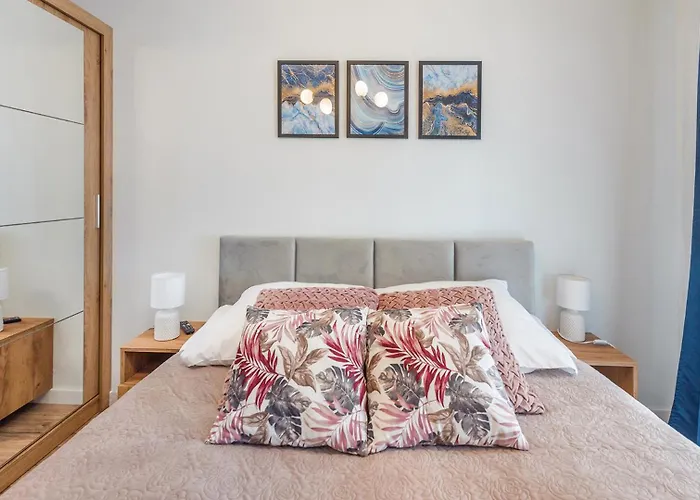 Apartamenty Holiday City - Perłowa Przystań